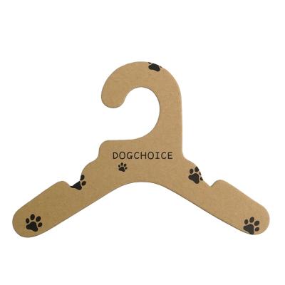 China New Custom Classic/Postmodern Logo Printed Cardboard Hanger Lovely Baby Bib Paper Hanger for sale