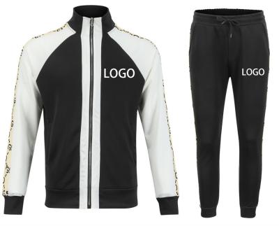 China Custom Logo Men's Jogging Sportswear Set Color Training Breathable Mens Sportswear Velvet Blocking Sportswear for sale