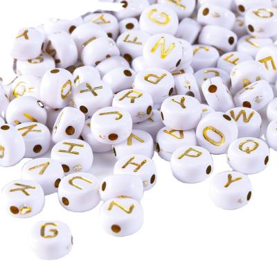 China Jewelry Making Wholesale 4*7mm White Gold Plastic Round Letter Beads Flat Round Acrylic Alphabet Letter Beads for sale