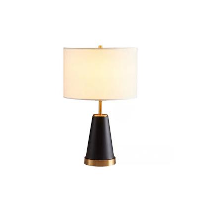 China Lighting Functions American Style Antique Bronze Table Lamp With Fabric Shade for sale