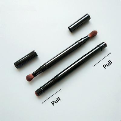 China 1Pc Black Custom Retractable Eyeshadow Brush Double Ended Eyeshadow Brush Make Up Brush Travel for sale