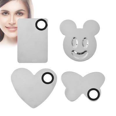 China Wholesale Durable Stainless Steel Mickey Palette Foundation Eyeshadow Mixing Palette Make Up Palette With Spatula for sale