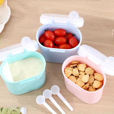 China Reusable Newborn Feeding Set Plastic Formula Dispenser Snack Milk Powder Box for sale