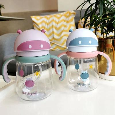 China Baby Training Cup With Handles Baby Drinking Cup 350ml Transparent Baby Straw Cup for sale