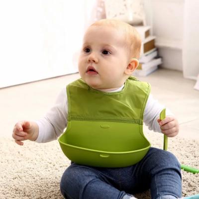 Κίνα Three Dimensional 	Waterproof Infant Bibs Children Dinner Pocket Silicone Washable προς πώληση