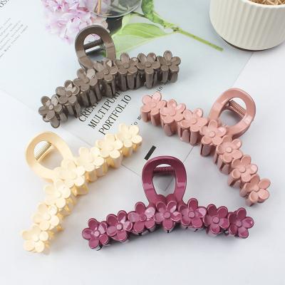 China Women hair accessories decorate claws New Hair Accessories Plastic Large Flower Hair Claw Clips  For WomenThick Hair for sale