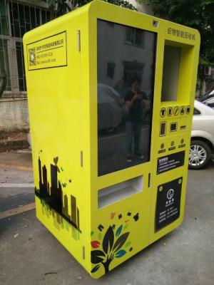 China Garment / Shoes / Bag Recycle Vending Machines With 32 Inch Touch Screen Coupon Print for sale