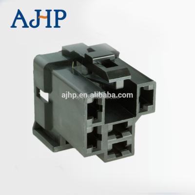 China 5 Pin PA66 Automotive Connector PU050-05020 Automotive Manufacturers for sale