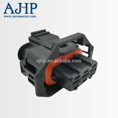 China 3 Pin PA66 GF30 Bosch 1928403966 Automotive Electronic Automotive Connectors for sale