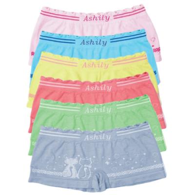 China Micromodal Seamless Seamless Panties Kids Trunks Little Girls Comfortable Preteen Underwear for sale