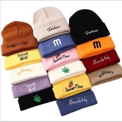 China COMMON Fashionable Custom Made Solid Color Party Logo Fedora Hats Women Wholesale 2021 Embroidery Warm Cheap Winter Knitted Beanie Hat for sale