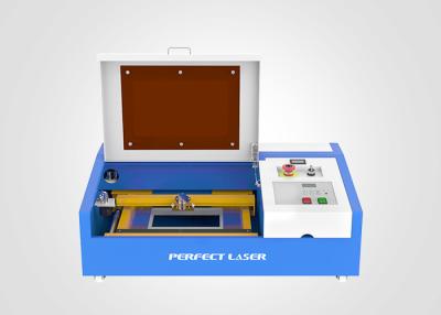 China 500 mm/s CO2-Lasergravierer, 40 W, tragbarer CO2-Lasergravierer, nicht aus Metall, BMP zu verkaufen