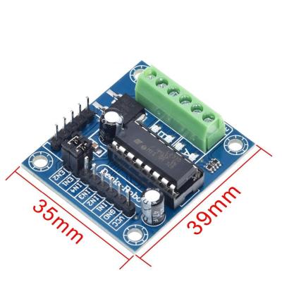 Cina L293 L293D Scudo di azionamento del motore a corrente continua Mini 4CH 4 Canale Scudo di espansione dell'azionamento del motore Arduino in vendita