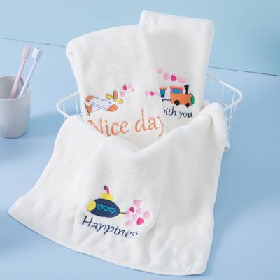 China 100% Custom Made Child Safe Cotton Baby Bath Towels Baby Bath Towels for sale