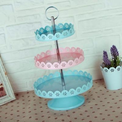 China Viable Wholesales High Quality Metal Wedding Decoration Cake Pop Stand With Dome Customized 3 Tier Cake Stand for sale