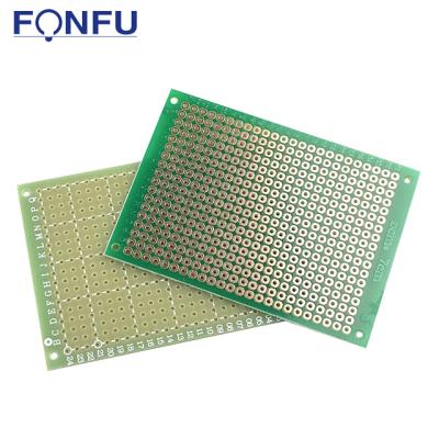 China Plastic Universal PCB 5*7cm Printed Circuit Board With Holes Experiment Board Soldering for sale