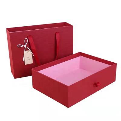 China Recycled Materials Wholesale Red Rigid Handmade Paper Gift Boxes Wedding Candy Drawer Box Luxury Large Gift Boxes for sale