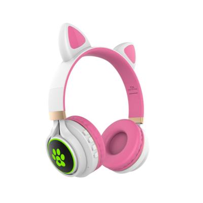 China FBBE-009 Cute In-Ear Cat Cartoon LED Light Bluetooth Gaming Headset Mobile Phone Wireless Headset for sale