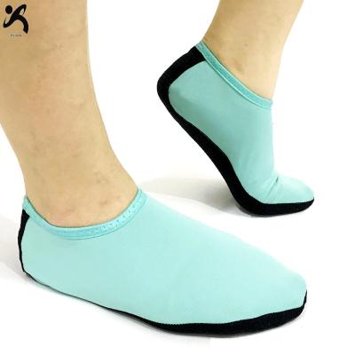 China Comfortable High Quality Waterproof Outdoor Beach Women Socks Swimming Diving Barefoot Shoes Men for sale