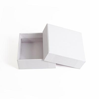 China Recycled Materials Fast Delivery Custom White Color Square Gift Box Cardboard Paper Gift Box Packaging for sale