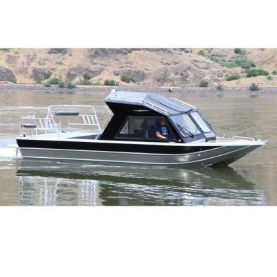 China Work Fish / Ski Boat Jet Fish Boat Heavy Duty Fish Entertainment And Boat With Motor for sale