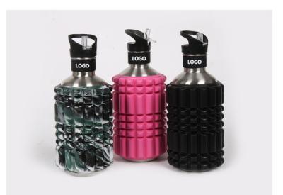 중국 Fashion Multi-function drinking sports water roller bottle foam roller water bottle 판매용