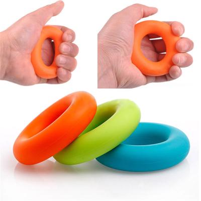 China Silicone Rubber Portable Strength Hand Grip Gripping Ring Carpal Expander Finger Trainer Gripper for sale