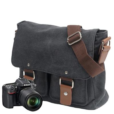 China Fashion Retro Wear Resistant Canvas Outdoor Cross - Body Messenger Storage Camera Shoulder Bag For Men for sale