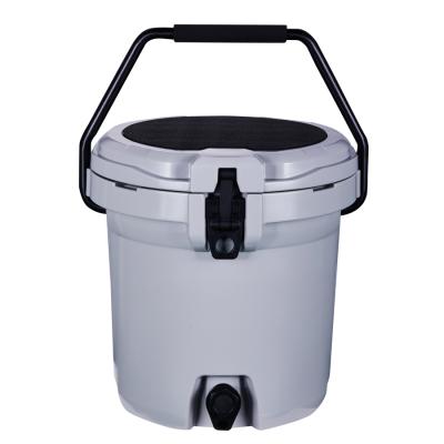 China Waterproof Outdoor Rotomolded 5 Gallon Ice Bucket Cooler Bins for sale