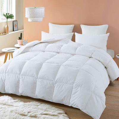 China Soft Warm Anti-Bacteria Customized Microfiber Two Solid Dyed Down Alternative Quilted Reversible Comforter And Duvet for sale