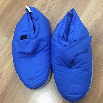 China Lightweight Factory Custom Wholesale Goose Down Feather Slippers Indoor/Outdoor Sleeping Bag Slippers Winter for sale