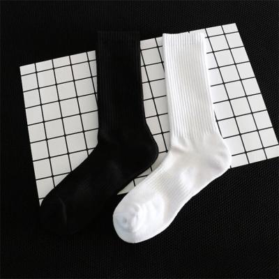 China Breathable Warm Black White Cotton Casual Training Terry Crew Sports Socks Men Winter Running Socks for sale