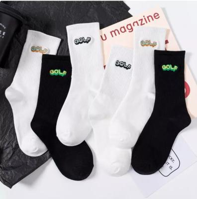 China QUICK DRY customizable black white fashionable basketball golf sport sock men socks good quality custom logo for sale