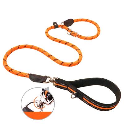 China Round Adjustable Pet Rope P Chain Collar Reflective Hands Free Large Nylon Dog Leash With Neoprene Handle for sale