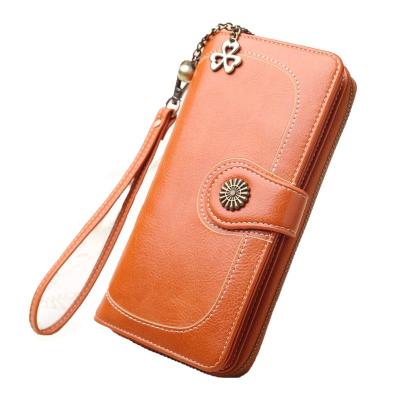 China 2019 Factory Sale Ladies Oil Waterproof Wax PU Leather Design Phone Wallet Women Long Purse for sale