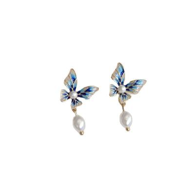 China High Quality High Quality Butterfly With Pearl Earring Enamel Brush Technique Multicolor Party Gift Birthday Gift Earring For Women for sale