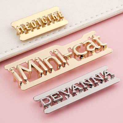 China Custom Logo Metal Plate for Handbag Hardware Letters Customized Size Acceptable OEM/ODM en venta