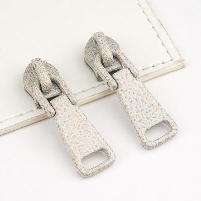 China Custom Metal Zipper Pullers for Bags and Purses Non Lock Slider Type from Professional for sale