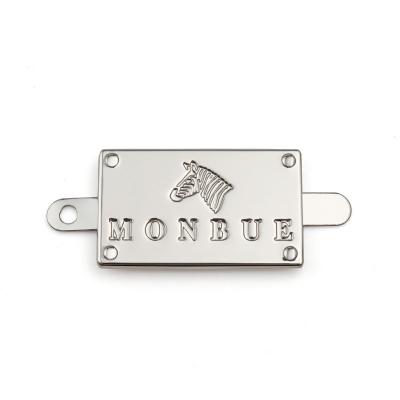 China Customized Metal Logo Tag for Handbags Nickel Free Bag Fittings en venta