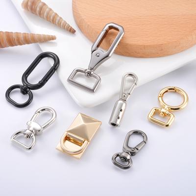 China Custom Metal Swivel Snap Hook Buckle Handbag Accessories for User-Friendly Style à venda