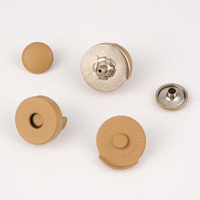 China Nickel-free Metal Magnetic Buckle for Handbags 18mm Half Moon Rivet Magnet Snaps for sale