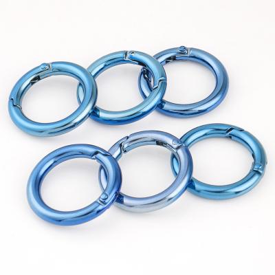 China Zinc Alloy O Gate Ring Keychain Openable Circle Carabiner Snap Clip Hook Metal Spring Snap Hook for sale