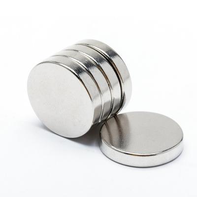 China Industrial magnet low price neodymium disc magnet n35 n42 n50 n52 neodymium disc magnet for sale