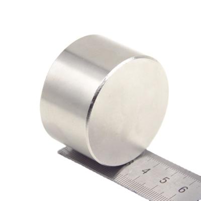 China Industrial Magnet Big Size Cylinder Tupe Strong Diametrically Magnetized Neodymium Magnet for sale