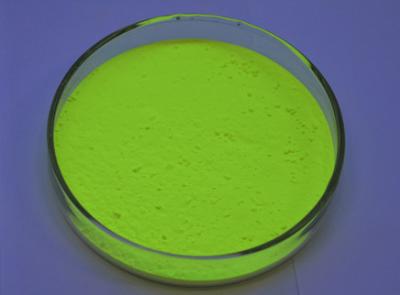 China SGS Approval Green Fluorescent Powder LD2762 521.0nm Peak Emission Wavelength for sale