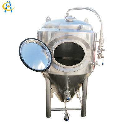 China Brewpub Stainless Steel Beer Brewing Equipment Industrial Beer Fermenter for sale