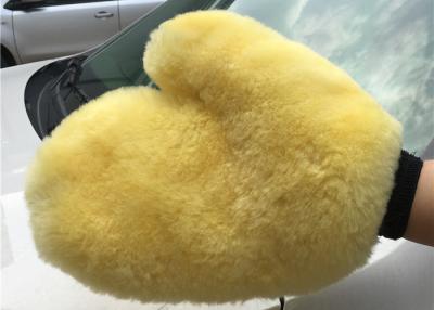 Chine Gant mou superbe de nettoyage de laine d'agneau de Merino de gant de station de lavage de peau de mouton vrai pour la voiture à vendre