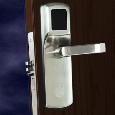 China Proximity Card Hotel Door Handle Lock Smart Card Hotel Lock Hotel Door Lock L9205-M1 for sale