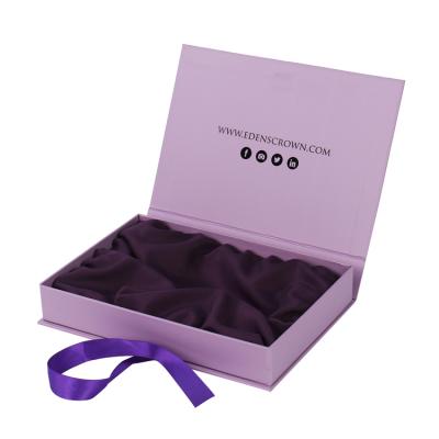 China Handmade Satin Ribbon Gift Personalized Paper Box for sale