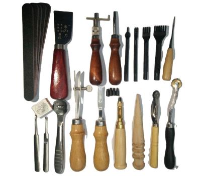 China Leather Craft Tool Kit Pack Hand-sewn Leather Craft Set Leather Craft Tools 18 Piece Leather Craft Tool Kit for sale